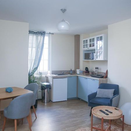 Croix Blanche - Le Logis Appartement Tournan-en-Brie Buitenkant foto