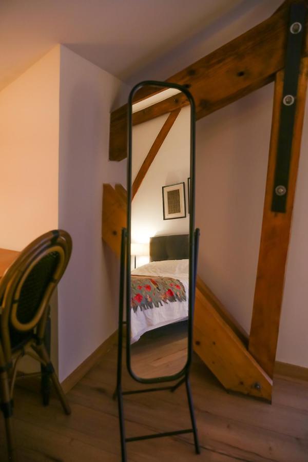 Croix Blanche - Le Logis Appartement Tournan-en-Brie Buitenkant foto