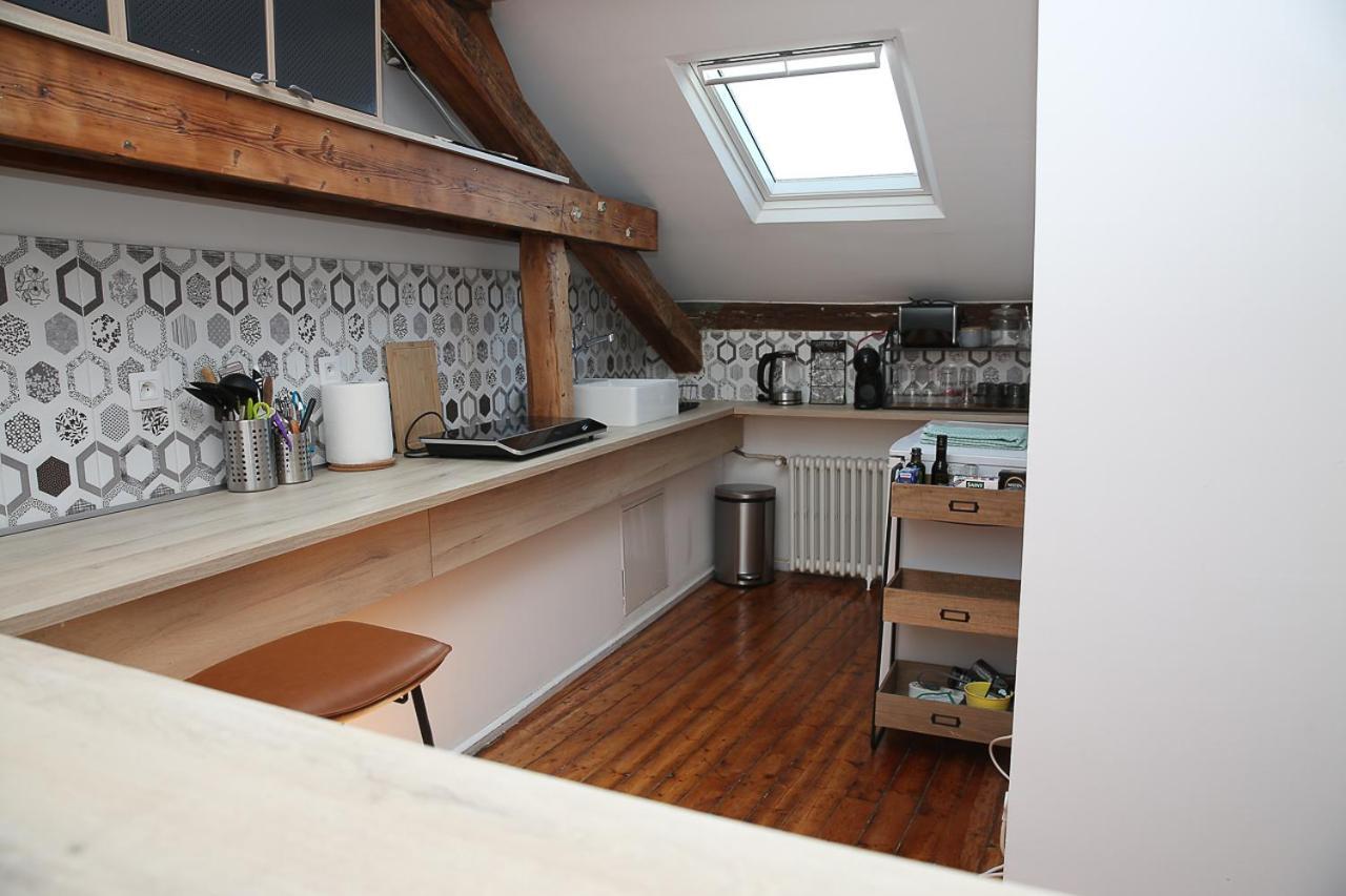 Croix Blanche - Le Logis Appartement Tournan-en-Brie Buitenkant foto